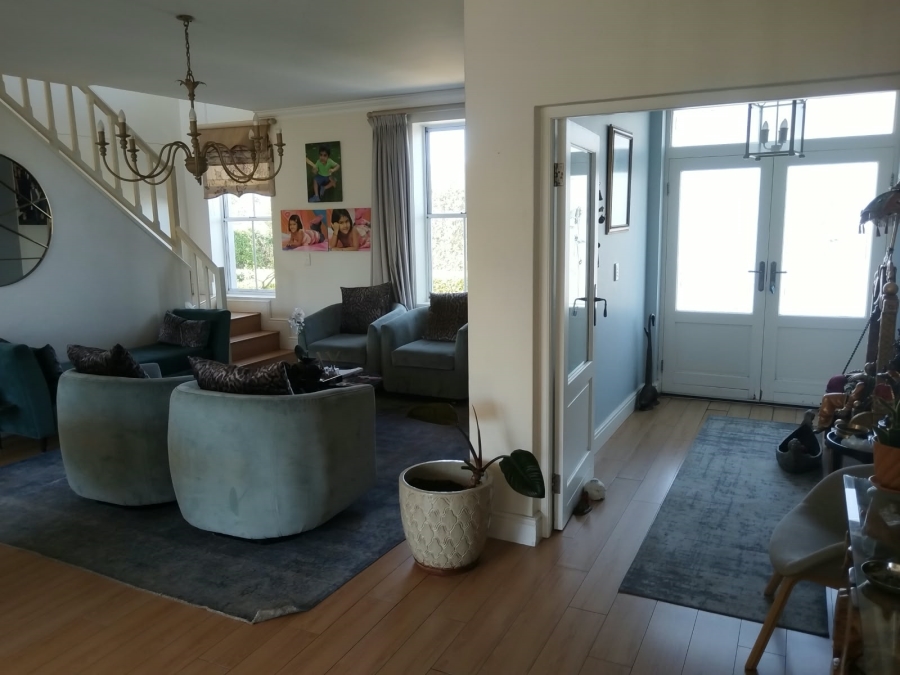 To Let 3 Bedroom Property for Rent in Lake Michelle Western Cape